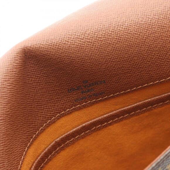 LOUIS VUITTON Brown Monogram Leather Shoulder Bag - Picture 4 of 9